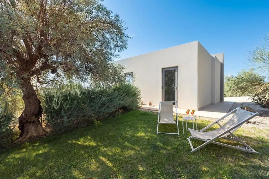 Tenuta Siciliana Villa Cavaliere Con Depandance Pettegola Vista Mare Piscina Privata Idromassaggio Noto