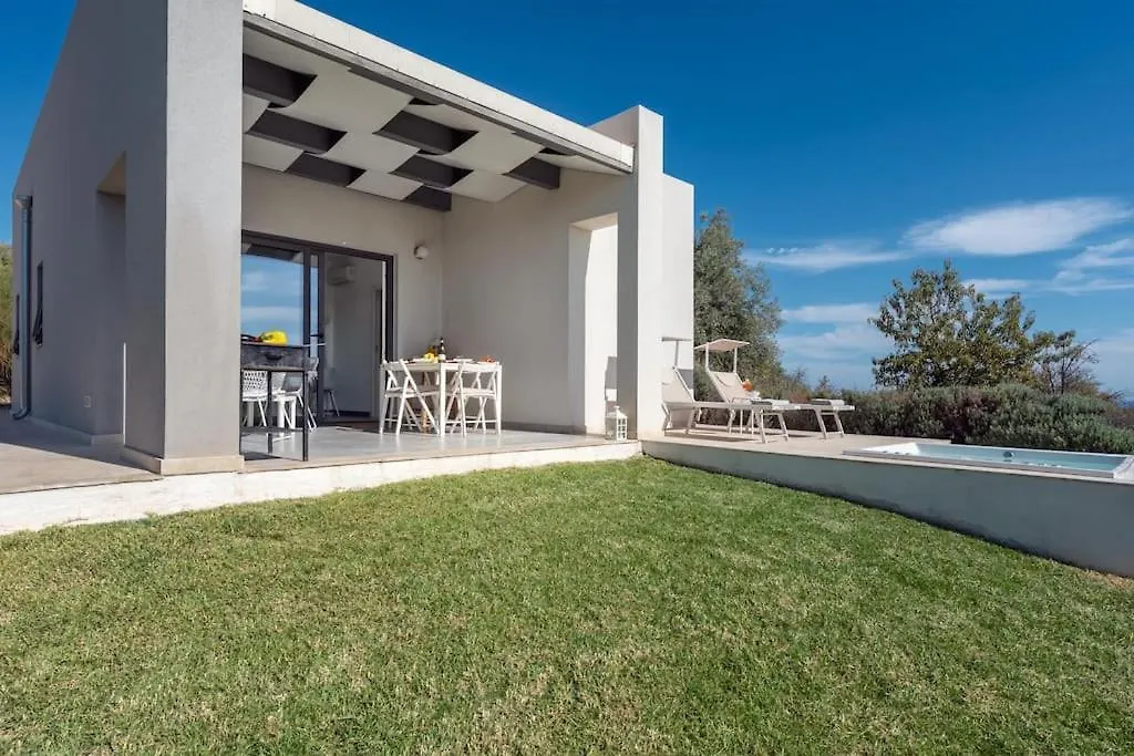 Tenuta Siciliana Villa Cavaliere Con Depandance Pettegola Vista Mare Piscina Privata Idromassaggio Noto 0*,  Italy