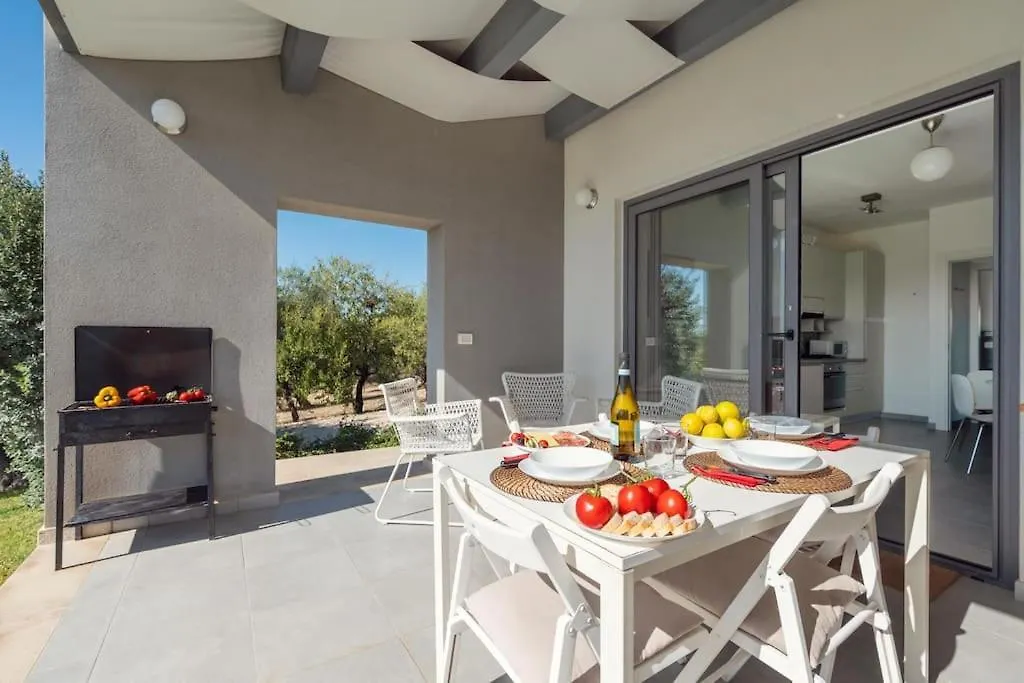 Tenuta Siciliana Villa Cavaliere Con Depandance Pettegola Vista Mare Piscina Privata Idromassaggio Noto